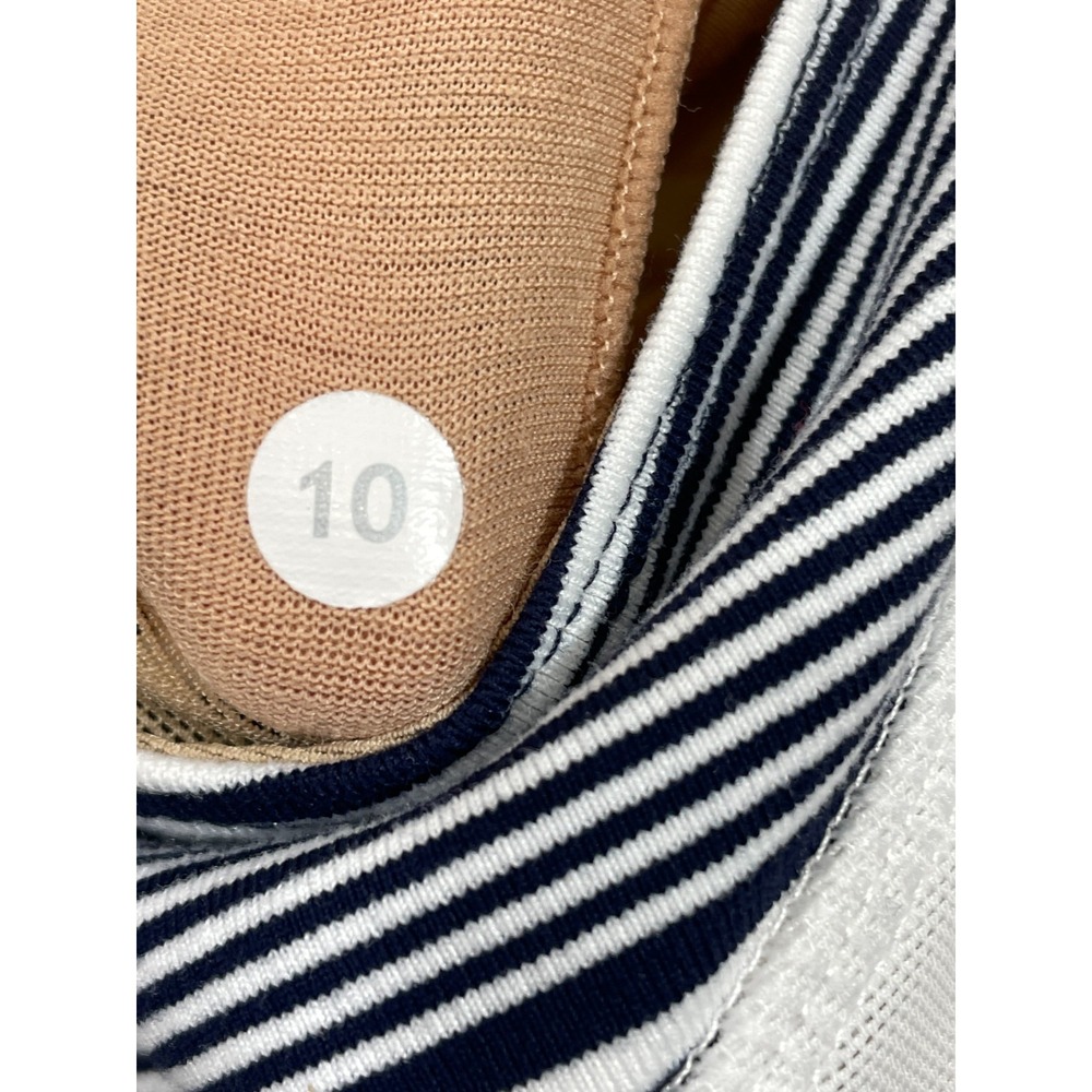 LULULEMON SIZE 10 TANK TOP MESH BACK YOGA TANKINI BLUE WHITE STRIPED PADDED - Picture 6 of 8